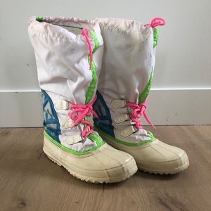 VINTAGE 90s Sorel Neon Winter Boots